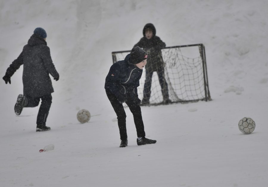 Sports relay races "Football in the snow" – MBU "DK Aprelevka"