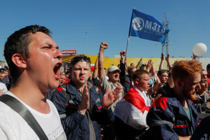 Lukashenko refused new elections. He was booed by striking working protests in Belarus lasting the eighth day, new factories join strikes